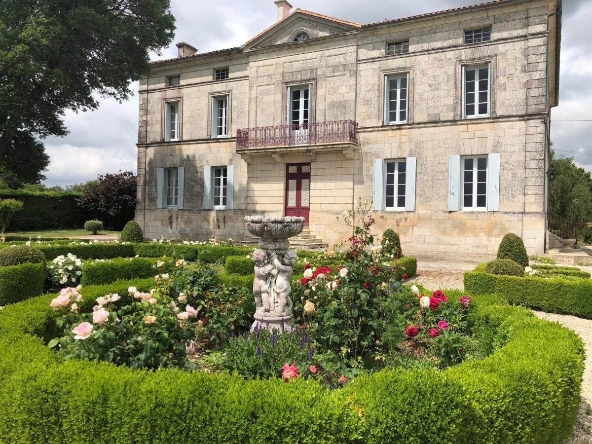 Les Croque-Notes, Chambres Et Table D'Hotes Lorignac Екстериор снимка